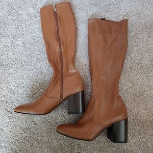 Size 10M Franco Sarto Talfar boot in brown